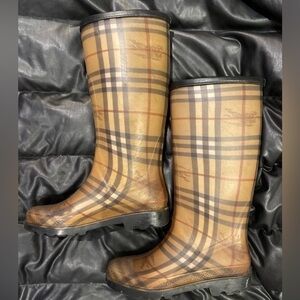 Burberry Nova Check Rainboot